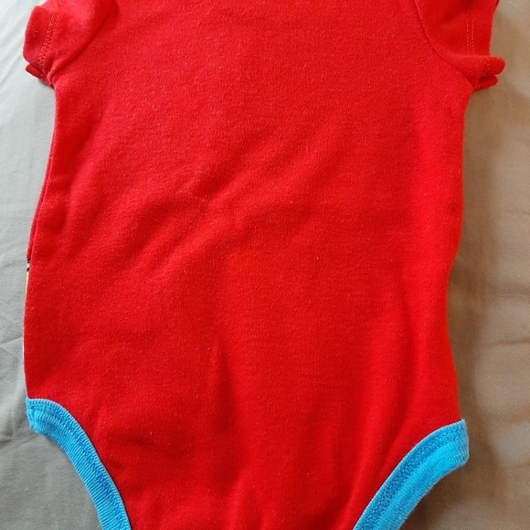 Wonder Woman Onesie - Picture 14 of 15